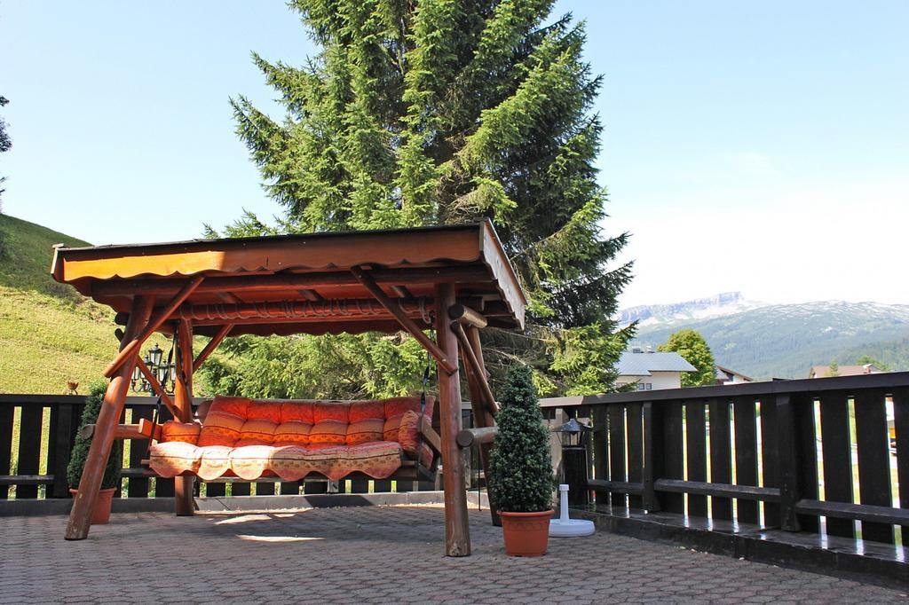 Hotel Wagner Riezlern Esterno foto